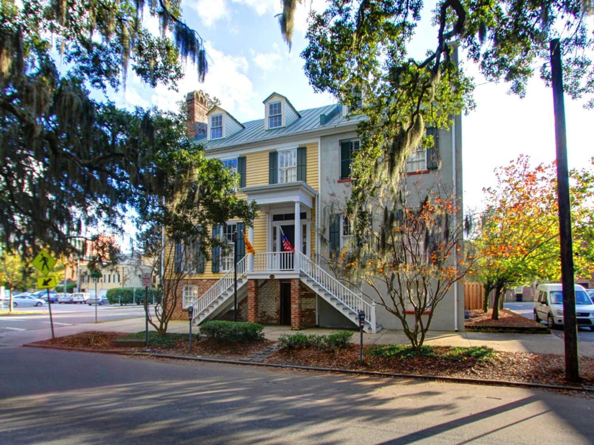 Bird Baldwin Parlor Villa Savannah Exterior photo