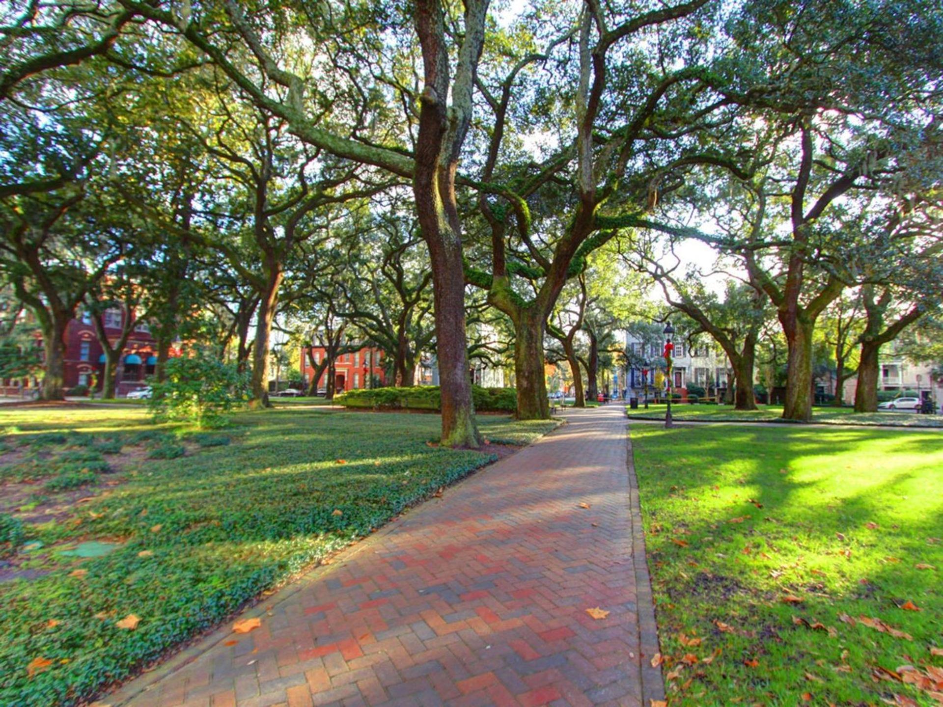 Bird Baldwin Parlor Villa Savannah Exterior photo